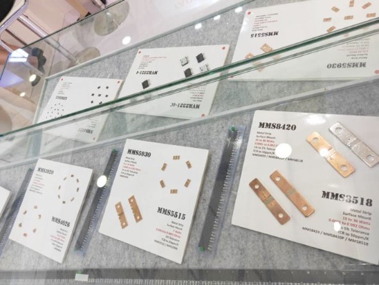 金屬箔片電阻8518符合rohs和無鹵素認證標準