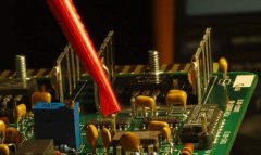 貼片合金電阻在電路完成這些準(zhǔn)備工作后需要注意事項