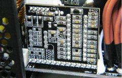 SMD電阻器和電容器專為表面貼裝設(shè)計(jì)的元件